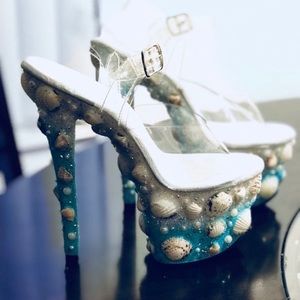 Pleaser Shoes - Mermaid Edition Size 6 -Brand New!